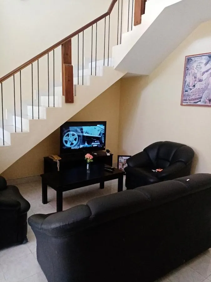 Lion City Apartment Katunayake 0*,  Sri Lanka